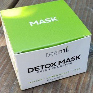 Green tea detox mask